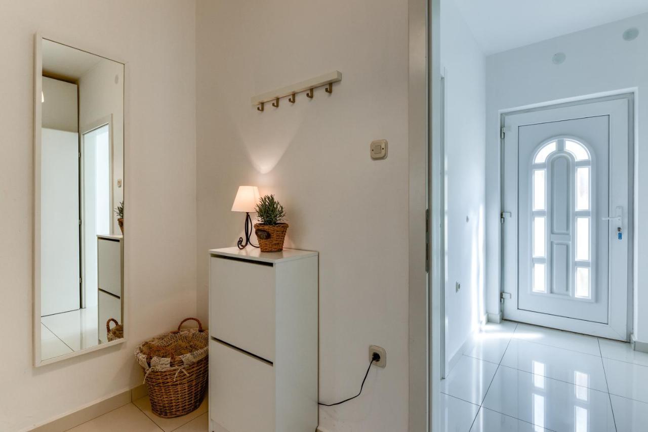 Lrs 2 Apartment In The Centar Of زادار المظهر الخارجي الصورة